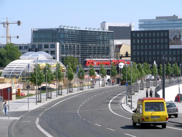 Berlin - sąsiedztwo dworca głównego